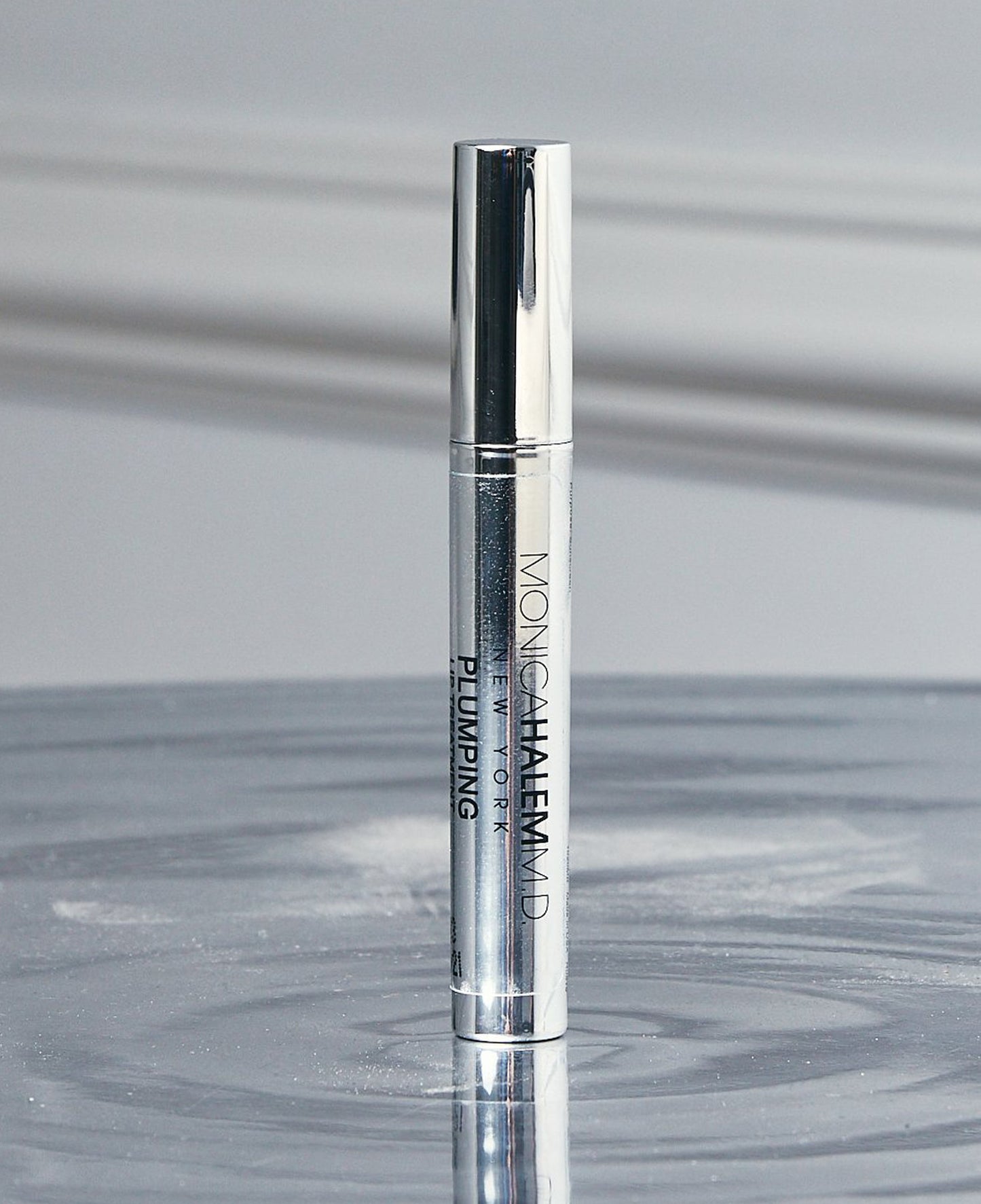 Essential Lip Plumping Treatment